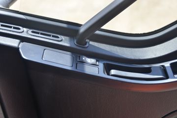 һ����� J6L�п� ������ 220���� 4X2 6.75�������ػ���ͼƬ