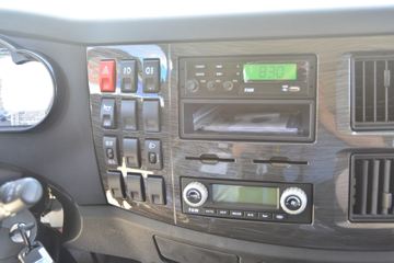 һ����� J6L�п� ������ 220���� 4X2 6.75�������ػ���ͼƬ