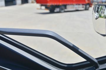 һ����� J6L�п� ������ 220���� 4X2 6.75�������ػ���ͼƬ