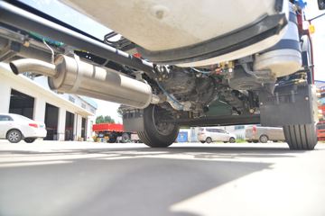 һ����� J6L�п� ������ 220���� 4X2 6.75�������ػ���ͼƬ