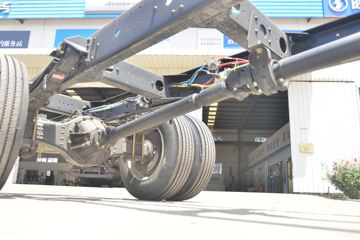 һ����� J6L�п� ������ 220���� 4X2 6.75�������ػ���ͼƬ