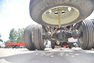һ����� J6L�п� ������ 220���� 4X2 6.75�������ػ���ͼƬ