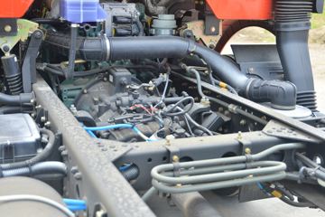 һ����� J6L�п� ������ 220���� 4X2 6.75�������ػ���ͼƬ