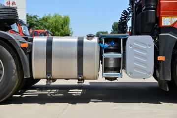 һ����� J6P�ؿ� �ʻݰ�2.0? 460���� 6X4 ǣ����(CA4250P66K24T1E5)ͼƬ