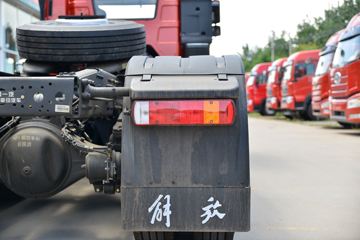 һ����� J6P�ؿ� �ʻݰ�2.0? 460���� 6X4 ǣ����(CA4250P66K24T1E5)ͼƬ