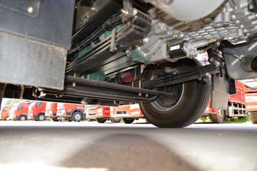 һ����� J6P�ؿ� �ʻݰ�2.0? 460���� 6X4 ǣ����(CA4250P66K24T1E5)ͼƬ