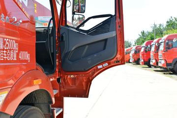 һ����� J6P�ؿ� �ʻݰ�2.0? 460���� 6X4 ǣ����(CA4250P66K24T1E5)ͼƬ