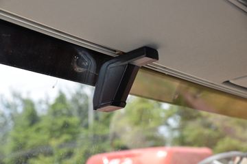 һ����� J6P�ؿ� �ʻݰ�2.0? 460���� 6X4 ǣ����(CA4250P66K24T1E5)ͼƬ