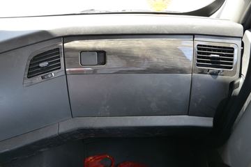 һ����� J6P�ؿ� �ʻݰ�2.0? 460���� 6X4 ǣ����(CA4250P66K24T1E5)ͼƬ