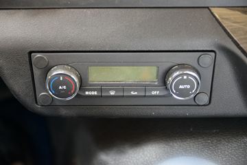 һ����� J6P�ؿ� �ʻݰ�2.0? 460���� 6X4 ǣ����(CA4250P66K24T1E5)ͼƬ