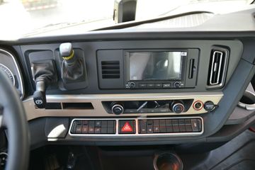 �й����� HOWO TH7�ؿ� 480���� 6X4 AMT�Զ���ǣ����ͼƬ