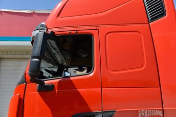 �й����� HOWO TH7�ؿ� 540���� 6X4 AMT�Զ���ǣ����(����)(ZZ4257V324HF1B)ͼƬ