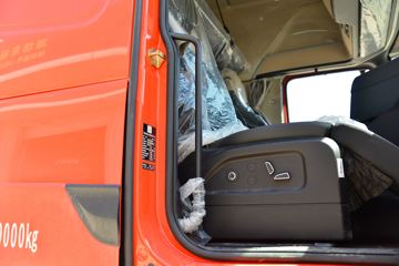 �й����� HOWO TH7�ؿ� 540���� 6X4 AMT�Զ���ǣ����(����)(ZZ4257V324HF1B)ͼƬ