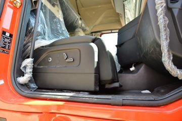 �й����� HOWO TH7�ؿ� 540���� 6X4 AMT�Զ���ǣ����(����)(ZZ4257V324HF1B)ͼƬ