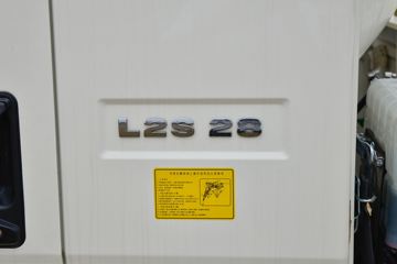 �й�����HOWO ͳ˧ 110���� 3.65���Ű������ῨͼƬ