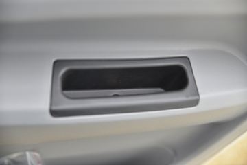 �й�����HOWO ͳ˧ 110���� 3.65���Ű������ῨͼƬ