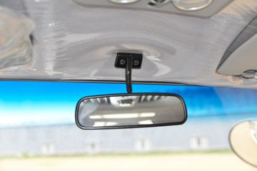 �й�����HOWO ͳ˧ 110���� 3.65���Ű������ῨͼƬ
