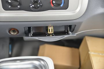 �й�����HOWO ͳ˧ 110���� 3.65���Ű������ῨͼƬ