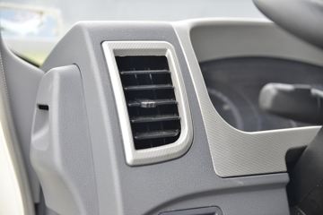 �й�����HOWO ͳ˧ 110���� 3.65���Ű������ῨͼƬ