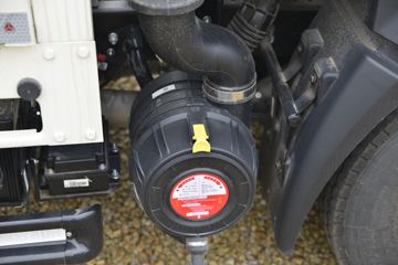 �й�����HOWO ͳ˧ 110���� 3.65���Ű������ῨͼƬ
