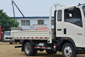 �й�����HOWO ͳ˧ 110���� 3.65���Ű������ῨͼƬ