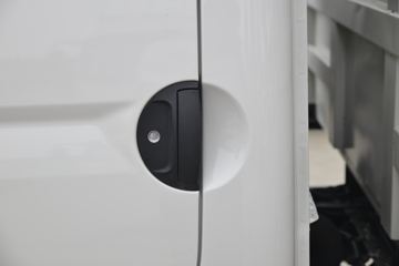 ���� С����W17 102���� 4X2 3.3����ж��(EQ3040S6BDB)ͼƬ