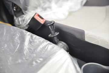 ���� С����W17 102���� 4X2 3.3����ж��(EQ3040S6BDB)ͼƬ