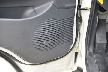 ���� С����W17 102���� 4X2 3.3����ж��(EQ3040S6BDB)ͼƬ