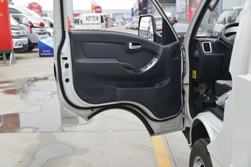 ���� С����W17 102���� 4X2 3.3����ж��(EQ3040S6BDB)ͼƬ