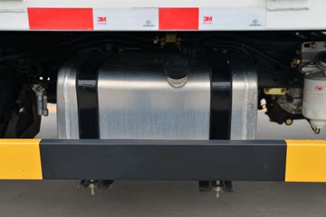 ���� С����W17 102���� 4X2 3.3����ж��(EQ3040S6BDB)ͼƬ