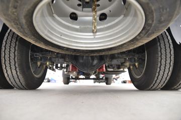 ���� С����W17 102���� 4X2 3.3����ж��(EQ3040S6BDB)ͼƬ