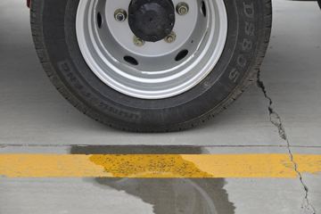 ���� С����W17 102���� 4X2 3.3����ж��(EQ3040S6BDB)ͼƬ