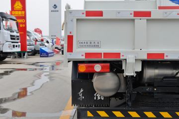 ���� С����W17 102���� 4X2 3.3����ж��(EQ3040S6BDB)ͼƬ