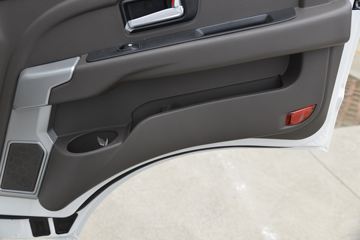 �ɵ��³� V3ϵ�� 130���� 4.15�׵��������ῨͼƬ