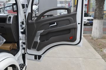 �ɵ��³� V3ϵ�� 130���� 4.15�׵��������ῨͼƬ