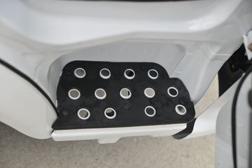 �ɵ��³� V3ϵ�� 130���� 4.15�׵��������ῨͼƬ