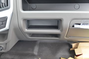 �ɵ��³� V3ϵ�� 130���� 4.15�׵��������ῨͼƬ