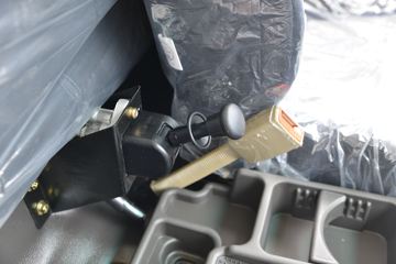 �ɵ��³� V3ϵ�� 130���� 4.15�׵��������ῨͼƬ