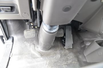 �ɵ��³� V3ϵ�� 130���� 4.15�׵��������ῨͼƬ