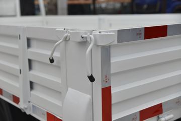 �ɵ��³� V3ϵ�� 130���� 4.15�׵��������ῨͼƬ