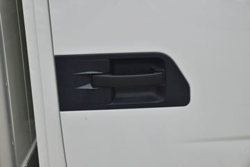 �ɵ� Q3ϵ�� 122���� 2.8�׵�����ʽ΢��(����)ͼƬ