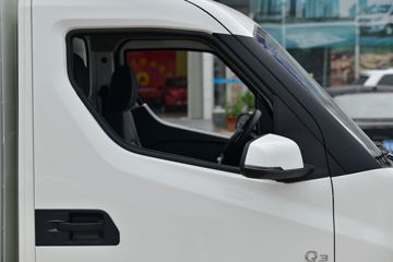 �ɵ� Q3ϵ�� 122���� 2.8�׵�����ʽ΢��(����)ͼƬ