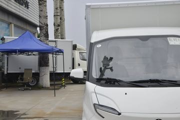 �ɵ� Q3ϵ�� 122���� 2.8�׵�����ʽ΢��(����)ͼƬ