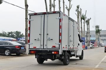 �ɵ� Q3ϵ�� 122���� 2.8�׵�����ʽ΢��(����)ͼƬ