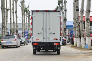 �ɵ� Q3ϵ�� 122���� 2.8�׵�����ʽ΢��(����)ͼƬ