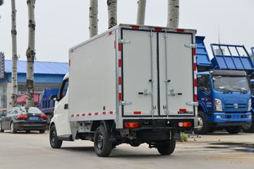 �ɵ� Q3ϵ�� 122���� 2.8�׵�����ʽ΢��(����)ͼƬ