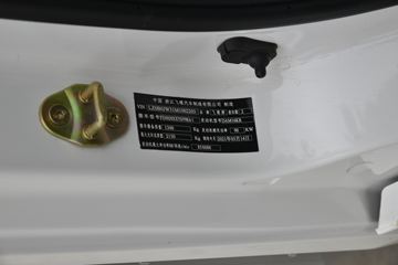 �ɵ� Q3ϵ�� 122���� 2.8�׵�����ʽ΢��(����)ͼƬ