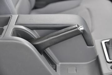 �ɵ� Q3ϵ�� 122���� 2.8�׵�����ʽ΢��(����)ͼƬ