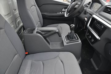 �ɵ� Q3ϵ�� 122���� 2.8�׵�����ʽ΢��(����)ͼƬ