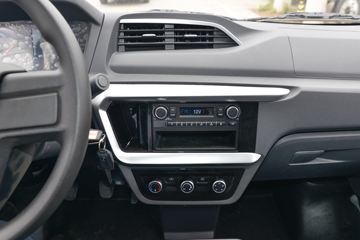 �ɵ� Q3ϵ�� 122���� 2.8�׵�����ʽ΢��(����)ͼƬ